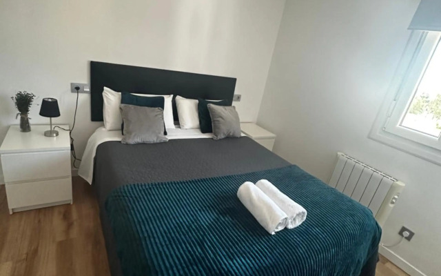 Apartamento con piscina en el centro de Sanxenxo