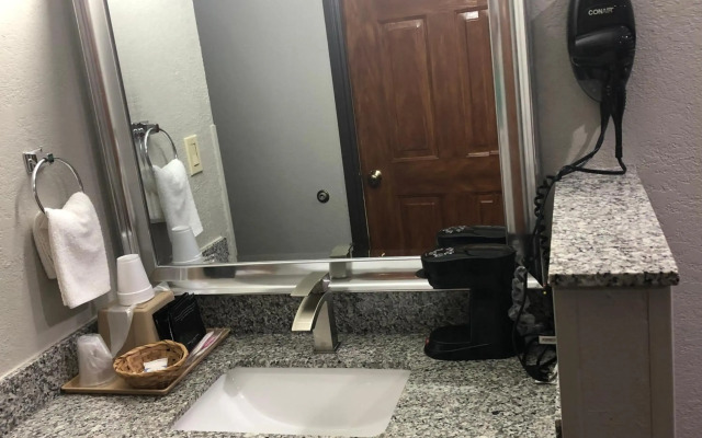 Texas Inn & Suites