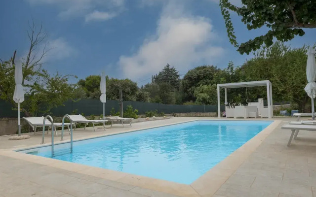 Villa Near Cisternino With Pool and Orchard