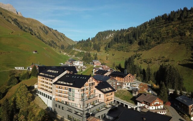 Apartment in Schrocken Near Ski Arlberg