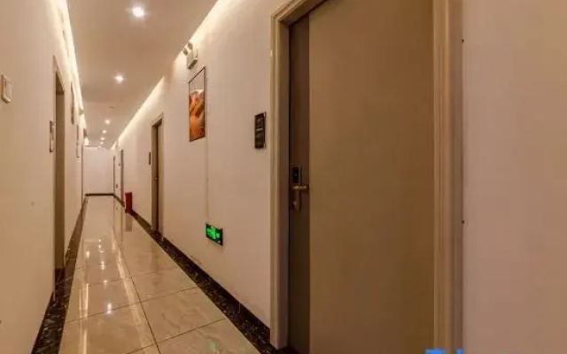 Lingao Junhao Business Hotel