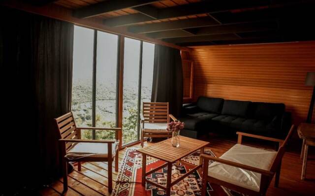Ayliya Bungalow
