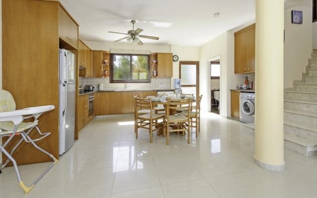 Zouvanis Luxury Villas