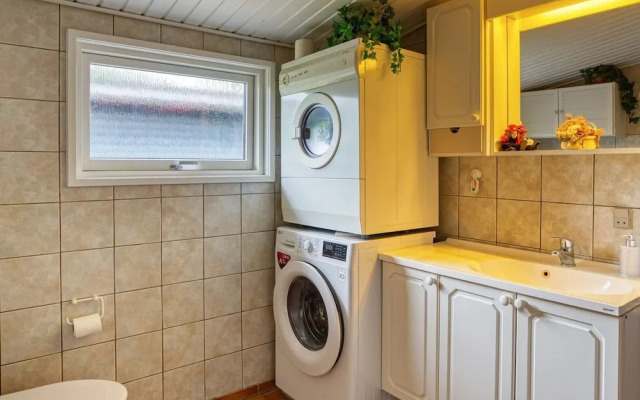 6 Person Holiday Home in Gorlev