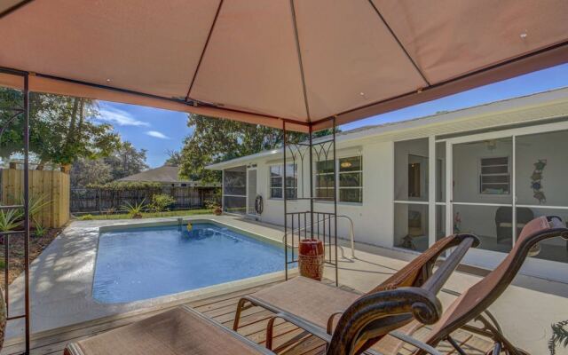 Peaceful Egret Pool Home in Venice