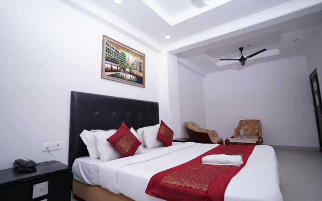 Hotel Moon Residency - Dwarka Sector 21 Metro Station