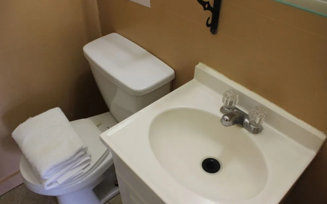I-84 Motor Inn