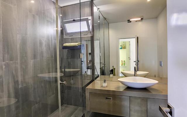 Villa Harmonia by MHM