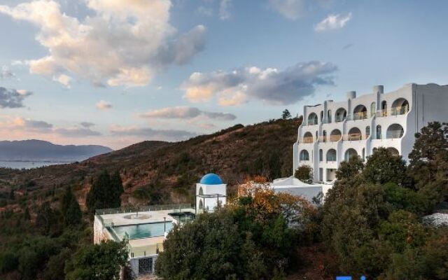 Rousseau homestay in Fuxian Lake