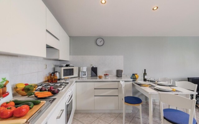 Beautiful Home in Medulin With 2 Bedrooms and Wifi