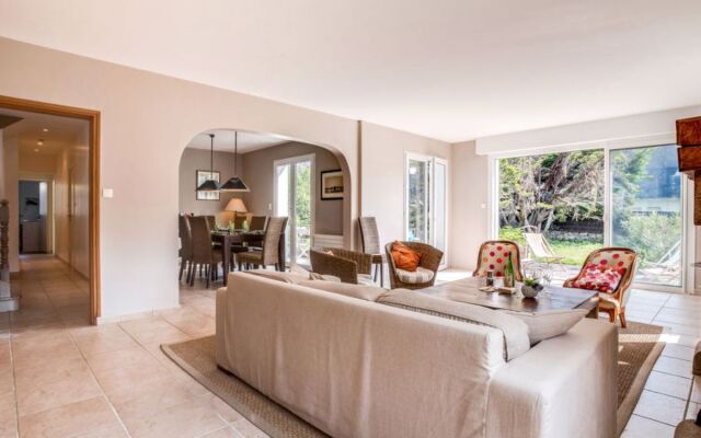 Holiday Home Maison Courlis