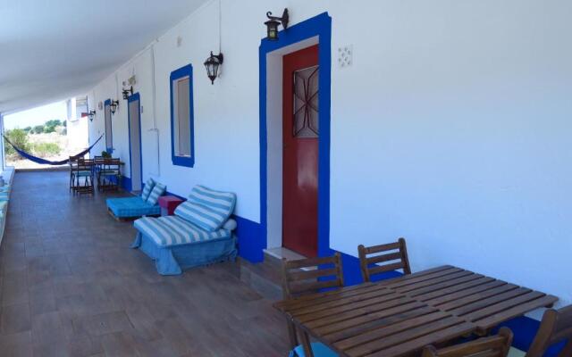 Vale do Boto-Quinta com 3 casas