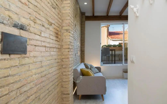 Singularstays Roger De Flor