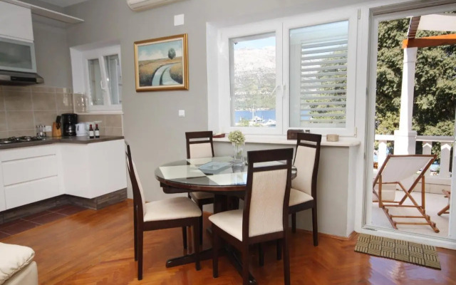 Apartments by the sea Korcula - 9000