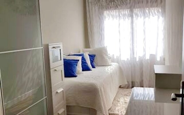Apartment With 2 Bedrooms in Gijón, With Wifi