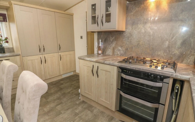 Lancaster Lodge