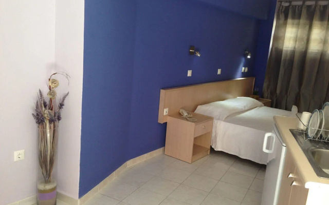 Zefyros Hotel