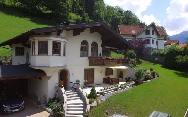 Apartment in Bad Hofgastein With Sauna