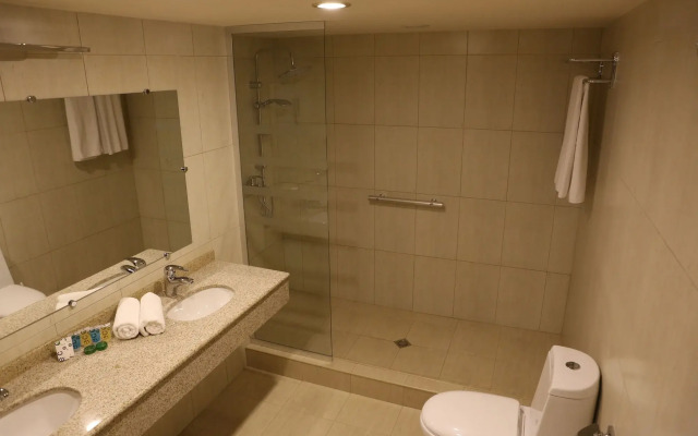 New Nairi Hotel