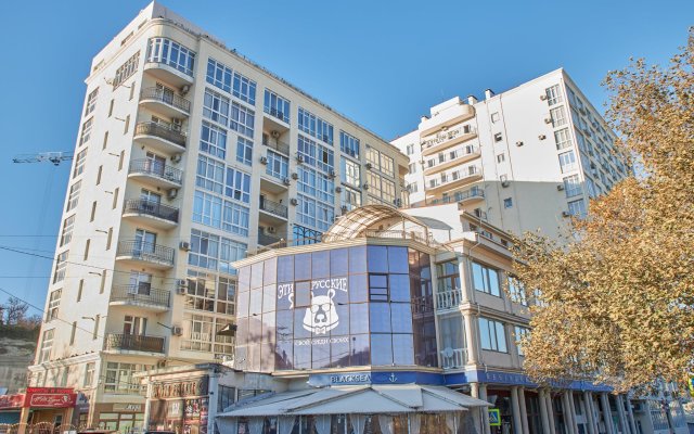 Apartments in the center of Sevastopol on Senyavina 5