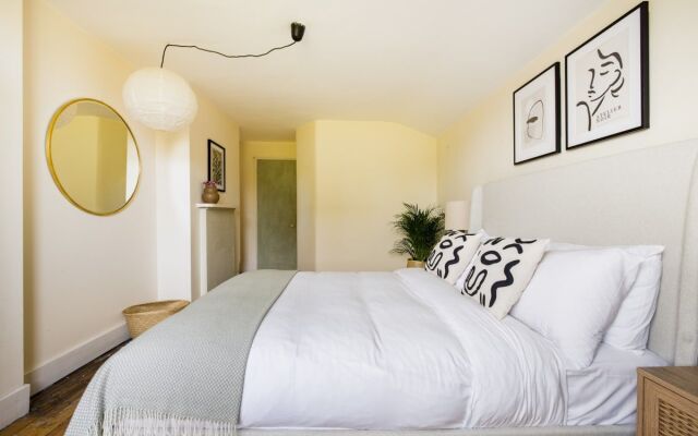 The Camberwell Secret - Alluring 3bdr House With Garden