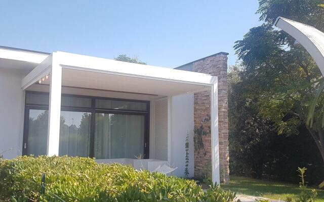 Apartment in Lido Altanea Est With Terrace