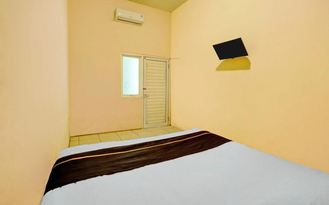 Hotel O Banuwa Family Residence – Guest Rooms – Surabaya