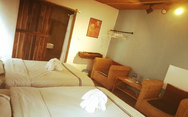 1975 Chongyu Hostel