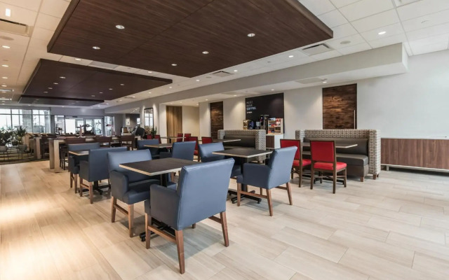 Holiday Inn Express & Suites Welland by IHG
