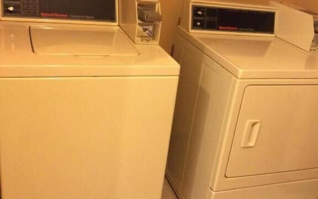 America's Best Inn and Suites Flowood