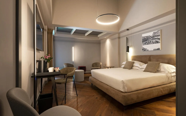 Loly Boutique Hotel