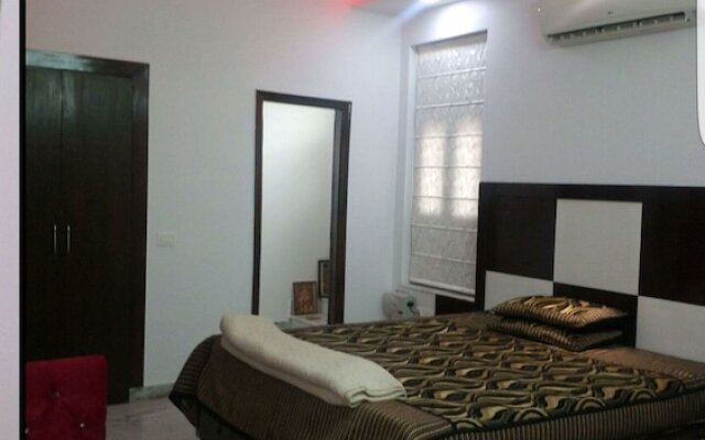 Beautiful Modern 3 Bhk for Guest