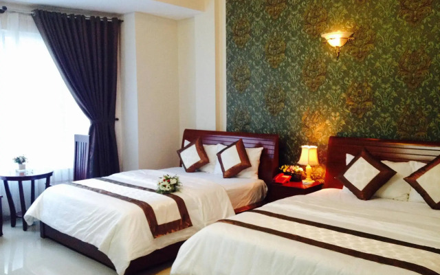 Queen Garden Hotel
