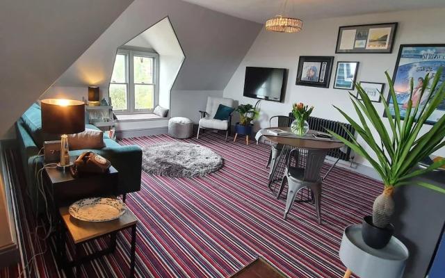 Penthouse Apartment With Amazing Harbour Views