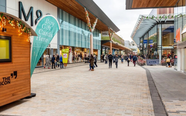 Superior Apartment Bracknell Centre