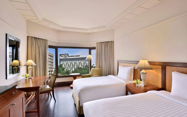 Hyderabad Marriott Hotel & Convention Centre – Guest Rooms – Hyderabad