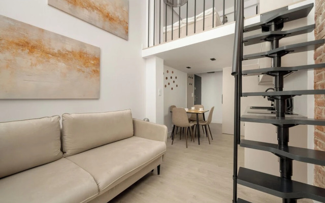 Cozy Apartment for 8 by Renters