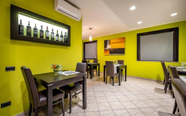 Arianna Apartment