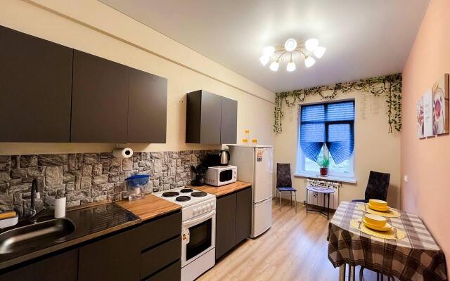 Апартаменты в микрорайоне Славянский 1/4