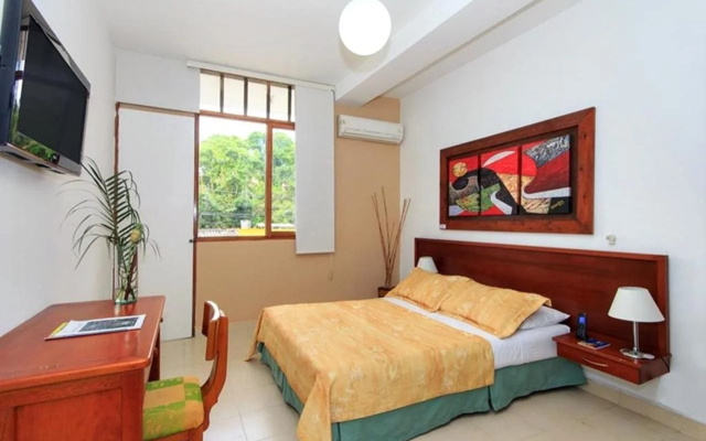 Hotel Embera