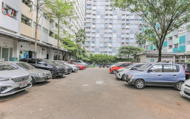 Super OYO Capital O  Deroyal Sentra Timur