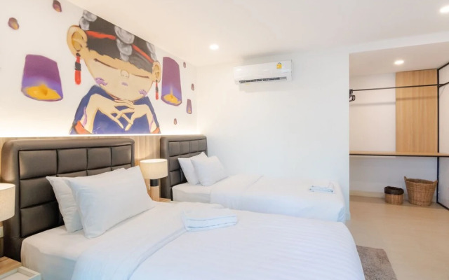 Nine-Kai-Mon Boutique Hotel