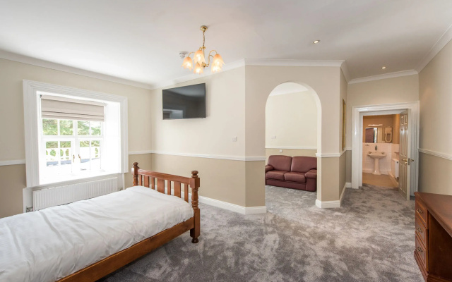 Greenway Manor Hotel