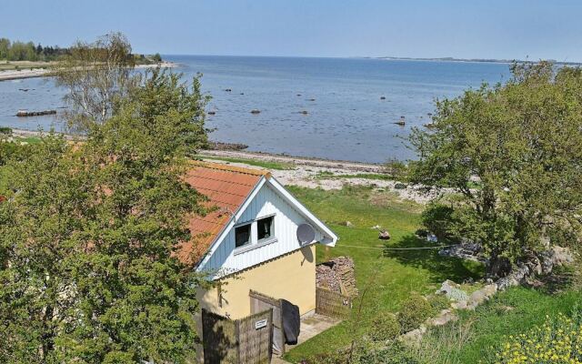 Rustic Holiday Home in Mesinge With Ocean View