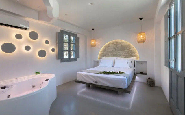 BlackStone Luxury Suites