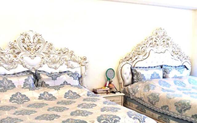 Forest Deer Black Tea Homestay