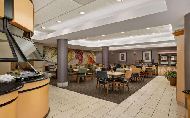 Embassy Suites by Hilton Kansas City Overland Park