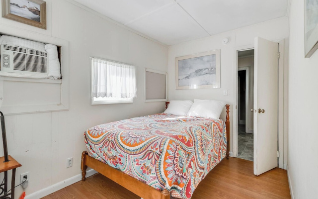 Olive Avenue 3 APT #1