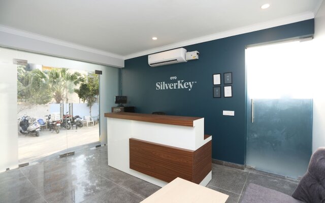 SilverKey Executive Stays 19650 Huda Star Mall