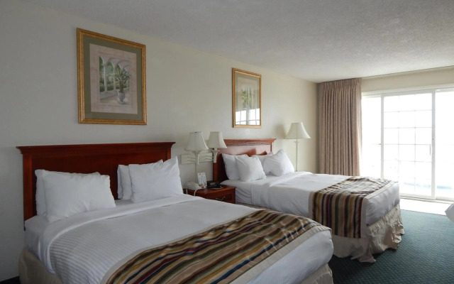 Paradise Plaza Inn